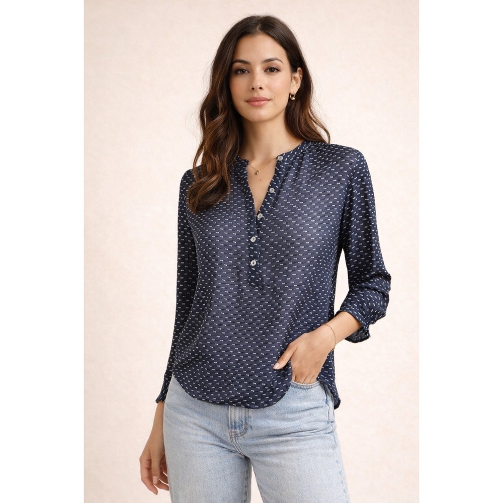 J.Crew Navy Blue Silk Blouse Dot Print Button Front Long Sleeve Top
Size 4